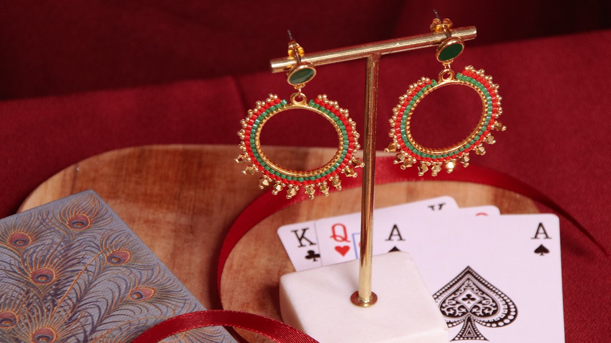 Boucles d'oreilles soleil en perles Miyuki rouges et vertes Boucles d'oreilles soleil en perles Miyuki rouges et vertes