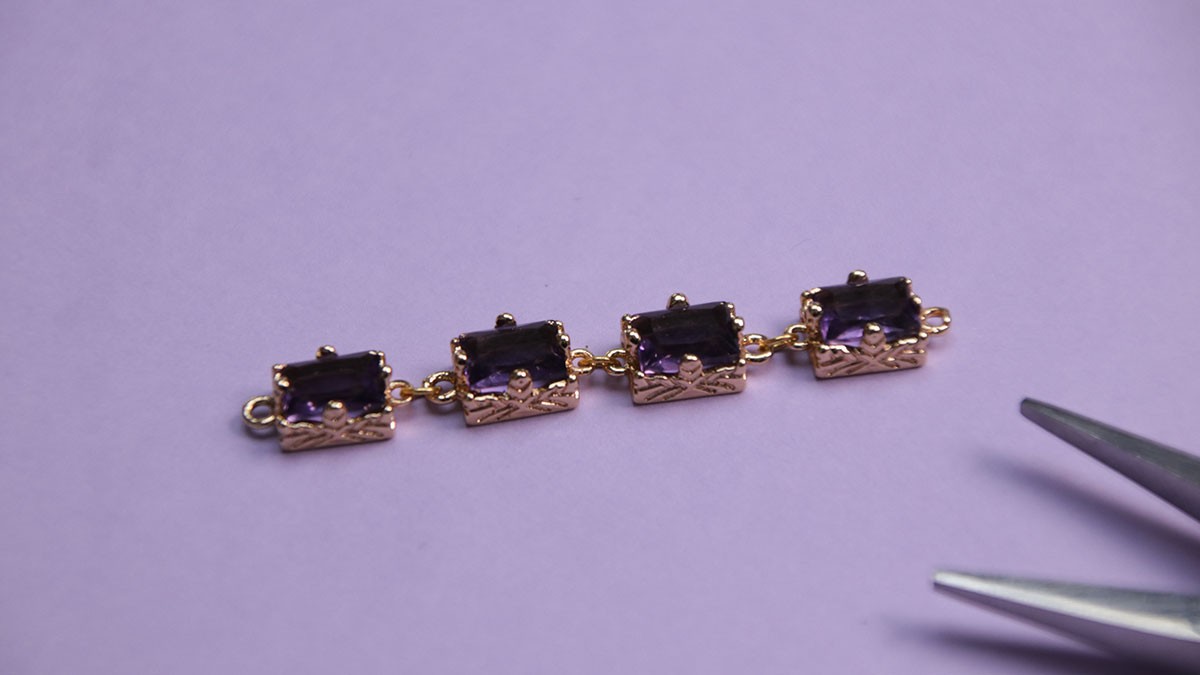 Collar con separadores de cristal facetado : Paso 1