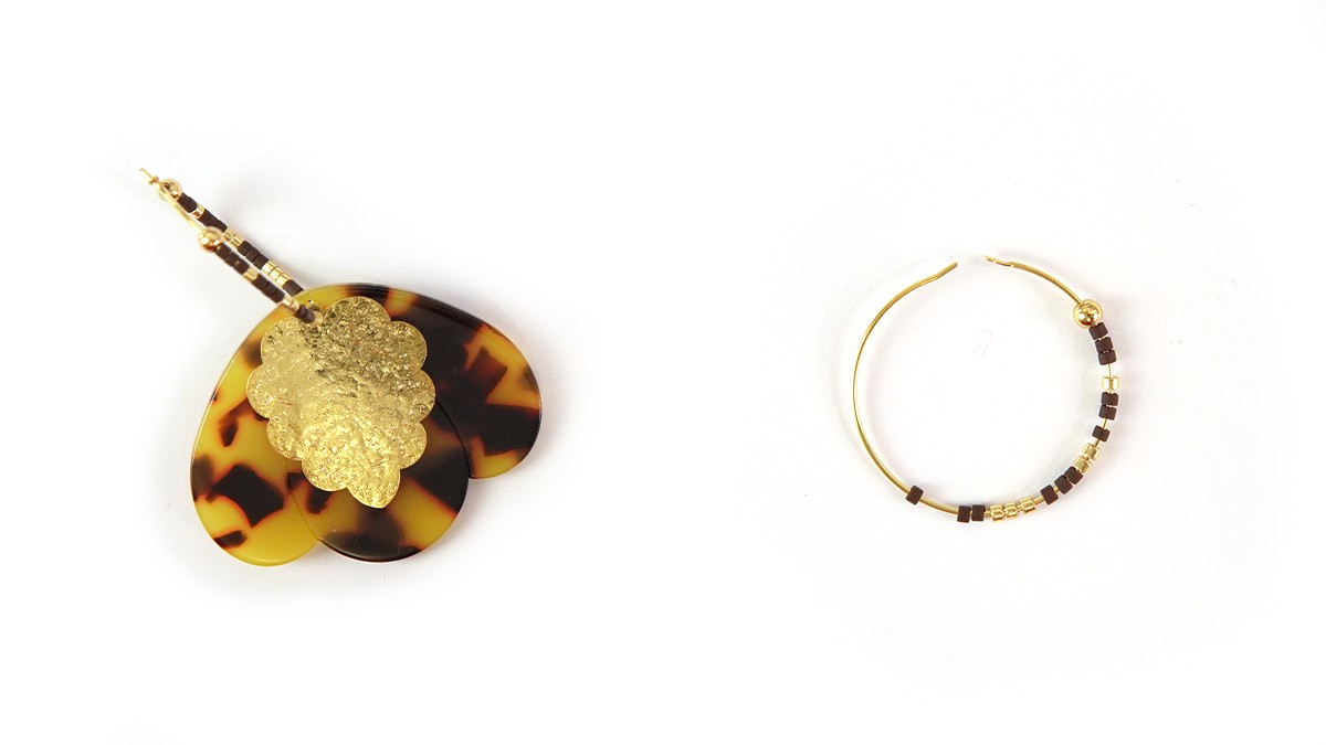 Pendientes 3 pétalos de acetato y hojas de oro : Paso 2