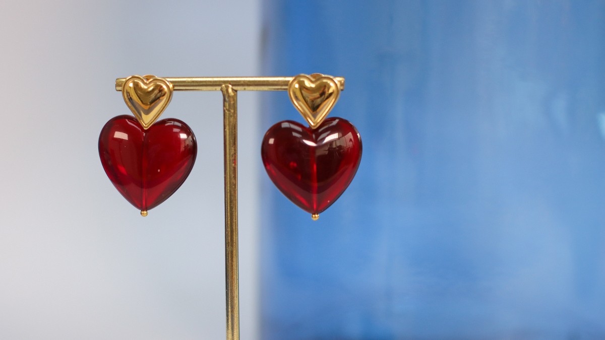 Esquema Maxi pendientes corazón de resina