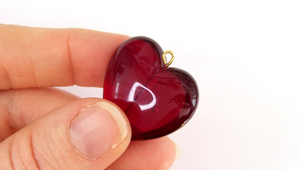 Maxi pendientes corazón de resina : Paso 3