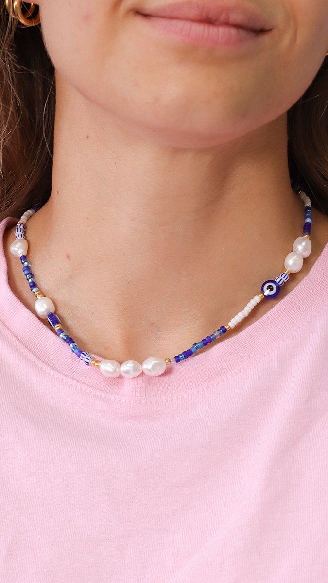 Esquema Collar de perlas blancas y azules para el verano - Rocallas Miyuki y perlas de agua dulce