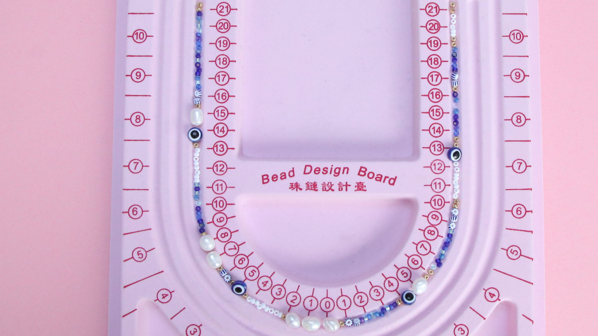 Collar de perlas blancas y azules para el verano - Rocallas Miyuki y perlas de agua dulce : Paso 1