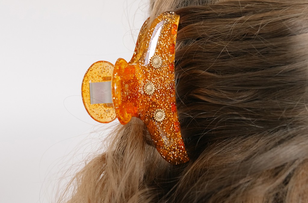 Pinzas para el pelo de conchas y frutas de verano con strass PureCrystal : Paso 1