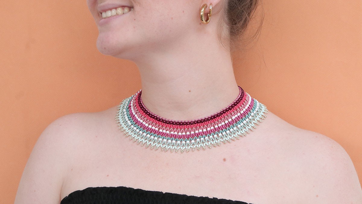 Esquema Collar de red con Rocallas 11/0