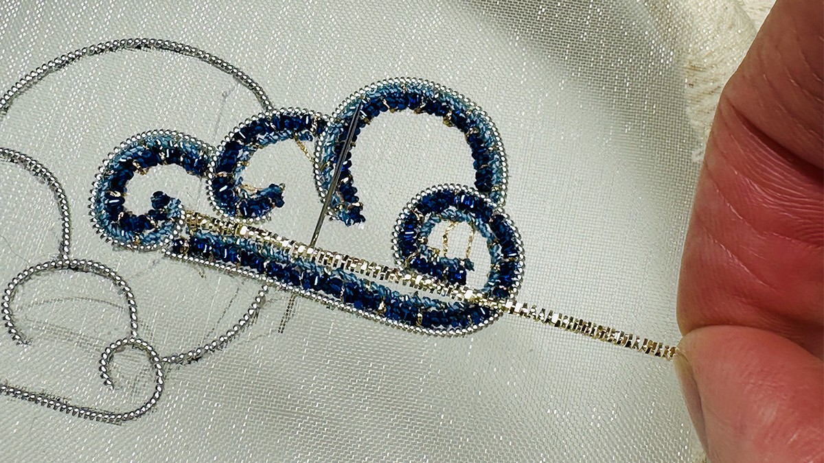 Broche de joyería Misty Moon con Cannetille e hilo Kreinik : Paso 7 Broche de joyería Misty Moon con Cannetille e hilo Kreinik : Paso 7