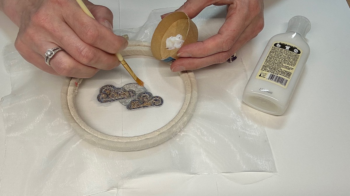 Broche de joyería Misty Moon con Cannetille e hilo Kreinik : Paso 11 Broche de joyería Misty Moon con Cannetille e hilo Kreinik : Paso 11