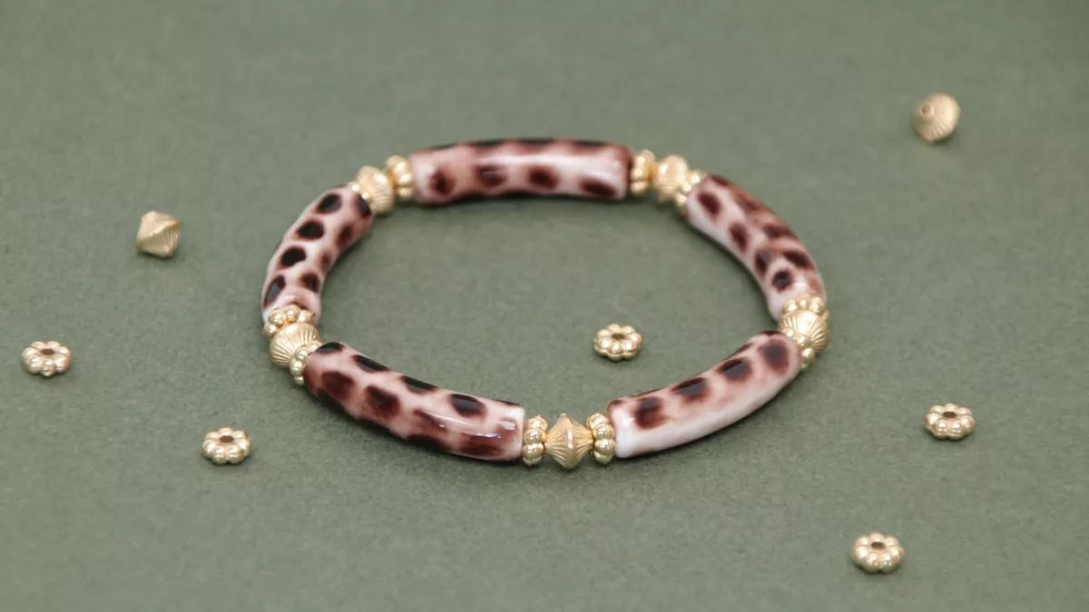 Esquema Pulsera elástica de cuentas con estampado de leopardo Esquema Pulsera elástica de cuentas con estampado de leopardo