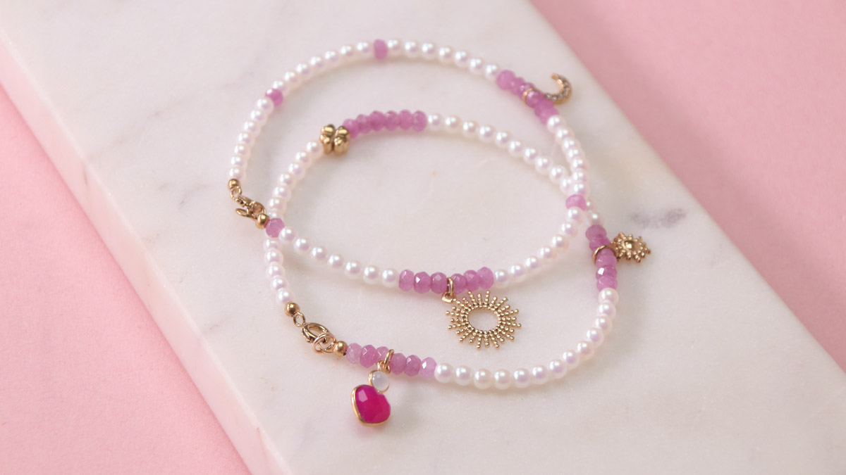 Tobillera de vacaciones en perlas nacaradas Tobillera de vacaciones en perlas nacaradas