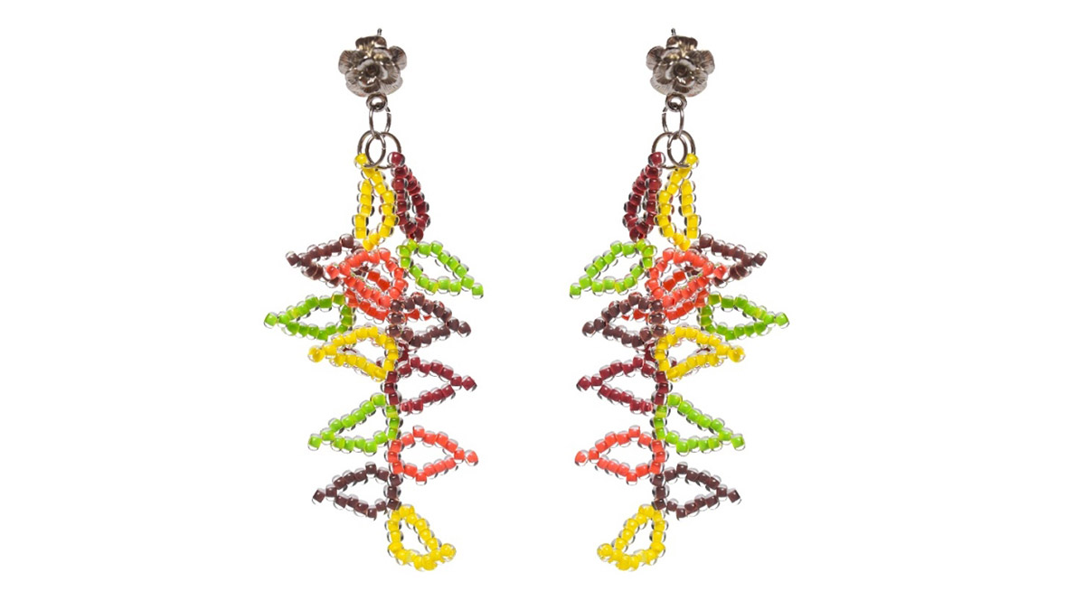 Collar de hojas con cuentas de rocallas : Paso 2 Collar de hojas con cuentas de rocallas : Paso 2