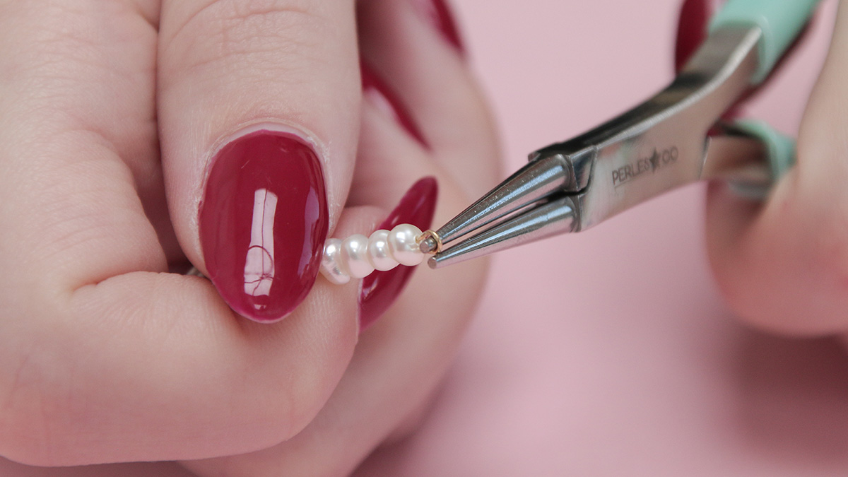 Collar mosquetón con colgantes : Paso 1