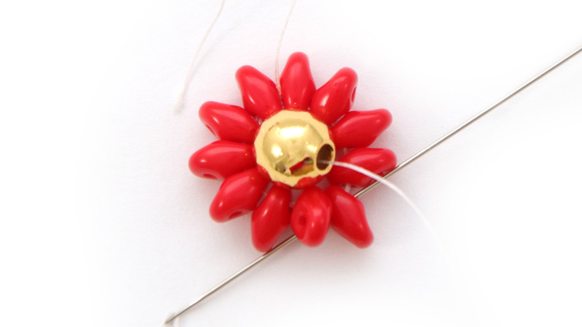 DIY Flor de Navidad SuperDuo Marcador de Cuentas de Cristal : Paso 2