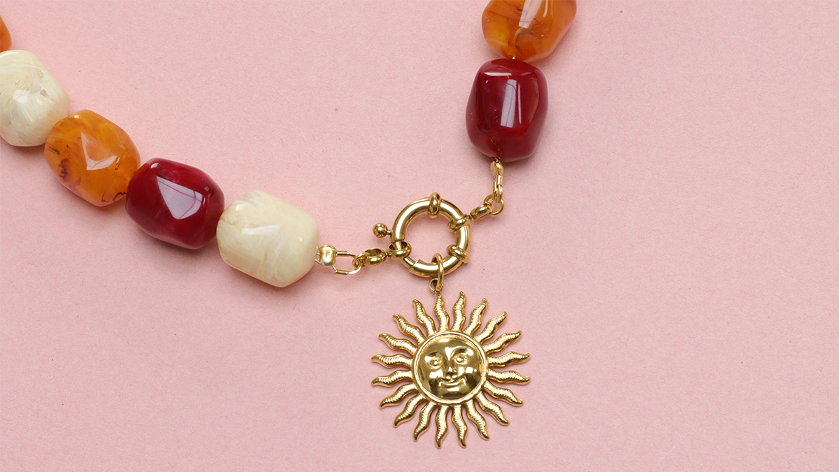 Collar XXL de perlas de colores con colgante sol : Paso 7