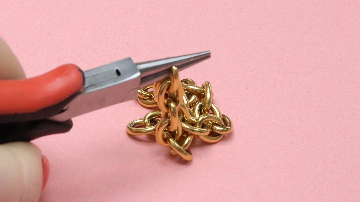 Llavero y Dijes para bolsa de joyería : Paso 2