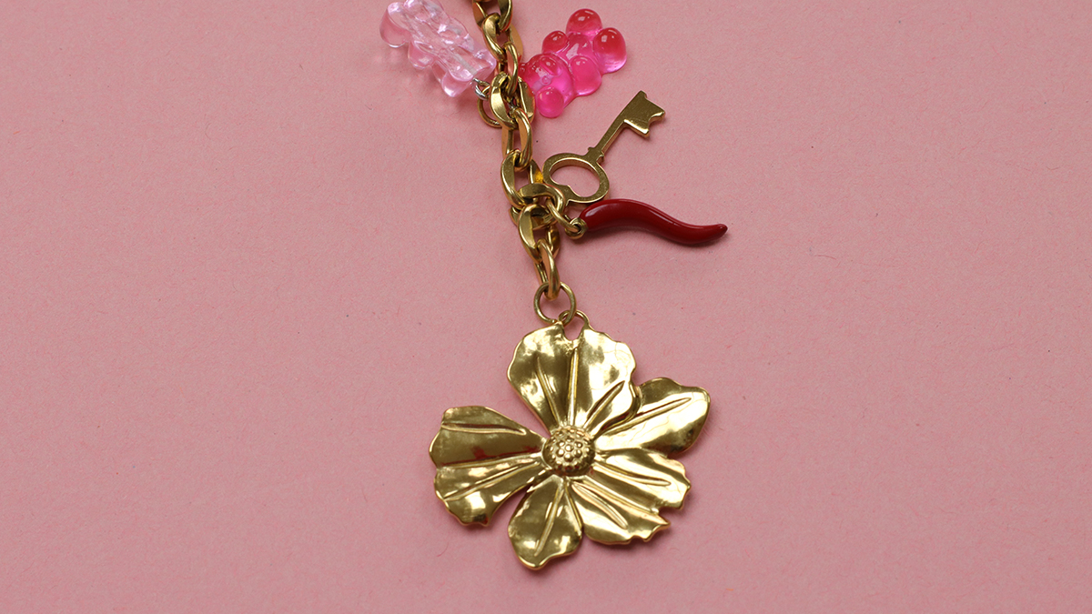 Bolso joya con colgante de letra y serpiente : Paso 7