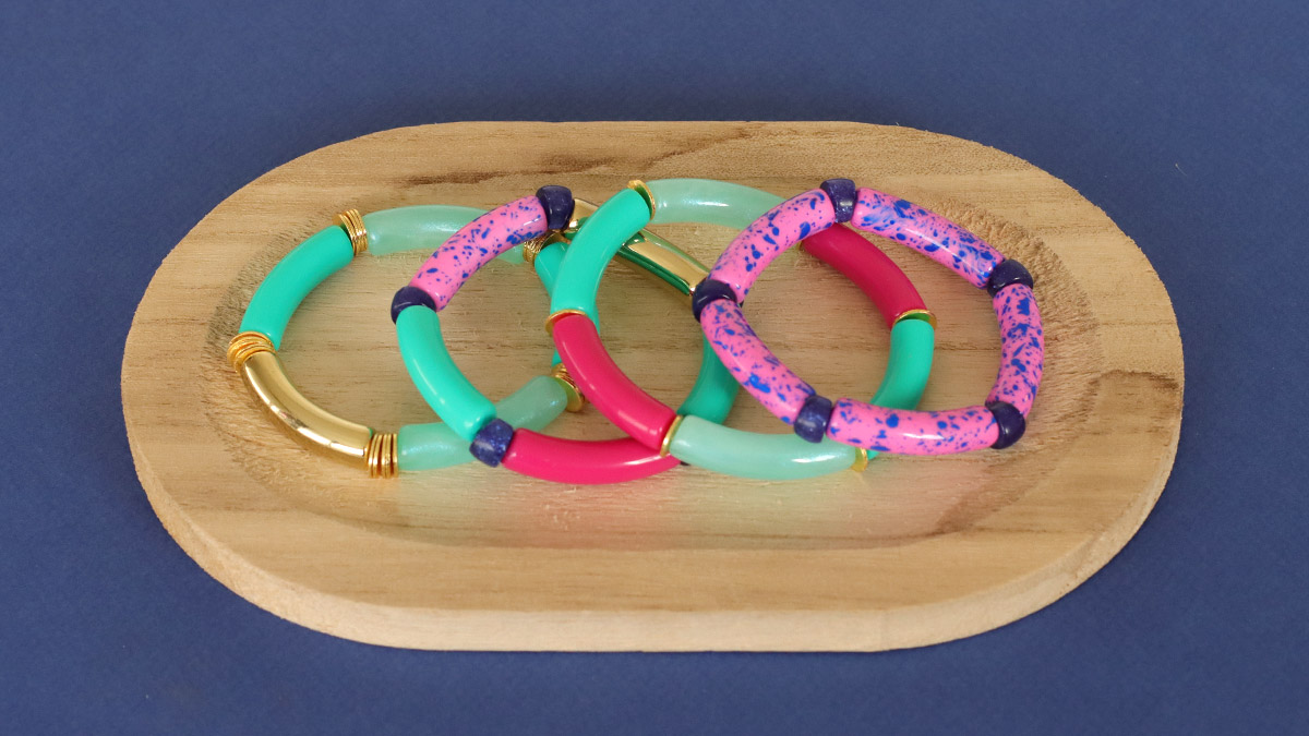 Cuenta tubo curvada Azul medianoche Turquesa y rosa Pulseras : Paso 3