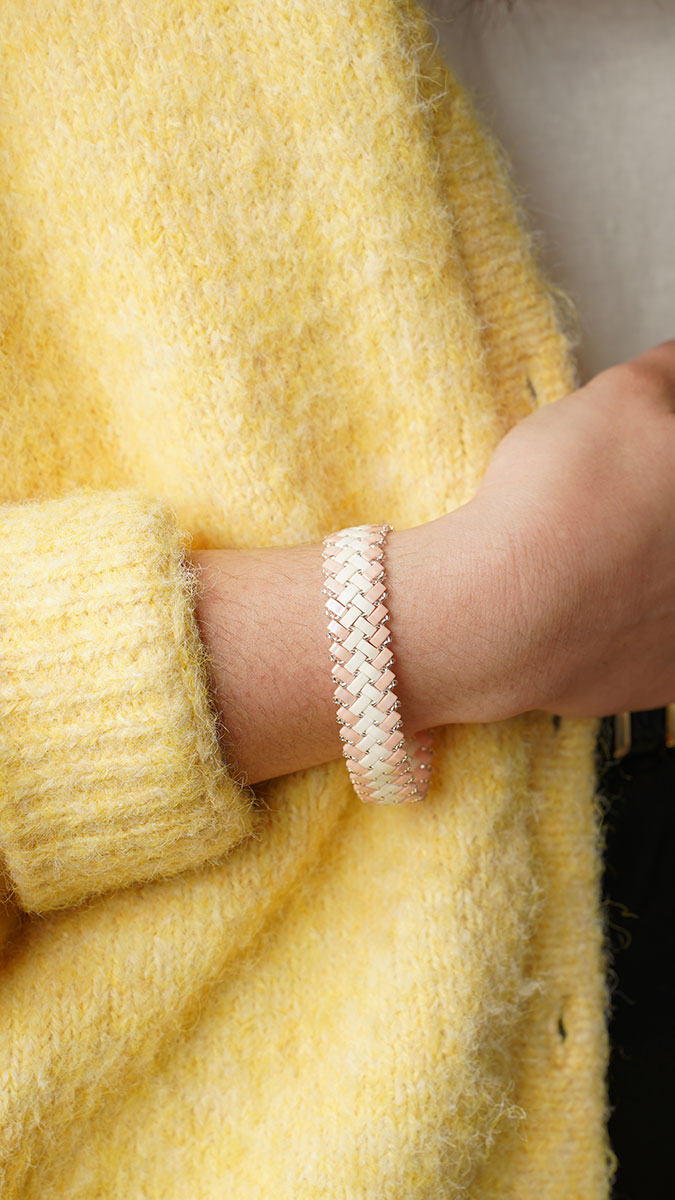 Pulsera Miyuki media tila 2 cuentas chevron