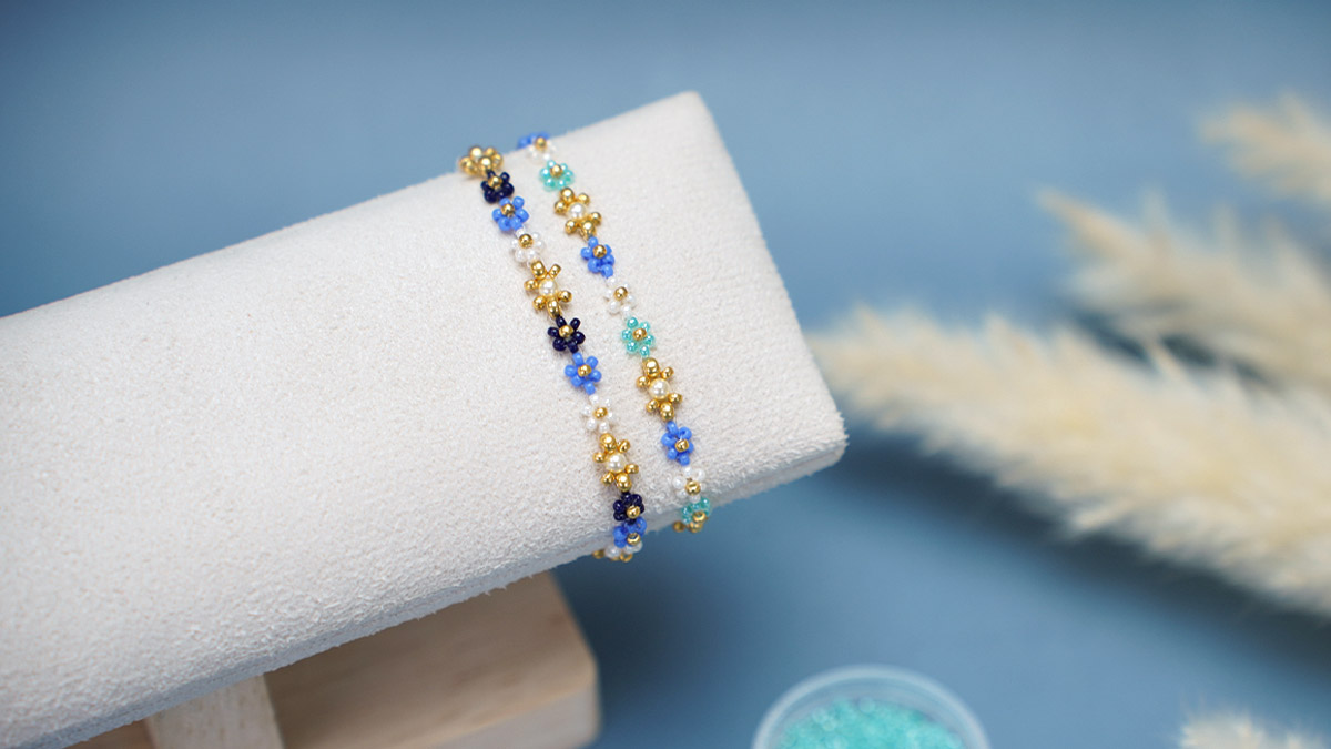 Esquema Pulsera de flores con cuentas de semillas DIY Mother's Day gift matchy matchy
