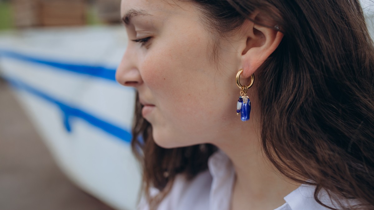 Esquema Pendientes de aro criollo con colgante de pez