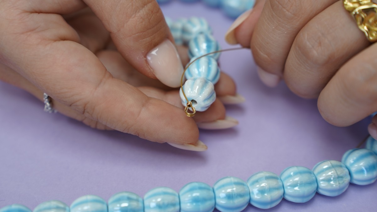 Collar de cuentas de cerámica con colgante de cristal : Paso 6 Collar de cuentas de cerámica con colgante de cristal : Paso 6