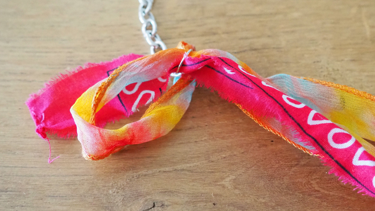 Collar trenzado con palmera amatista y Dije de Plata 925 : Paso 2