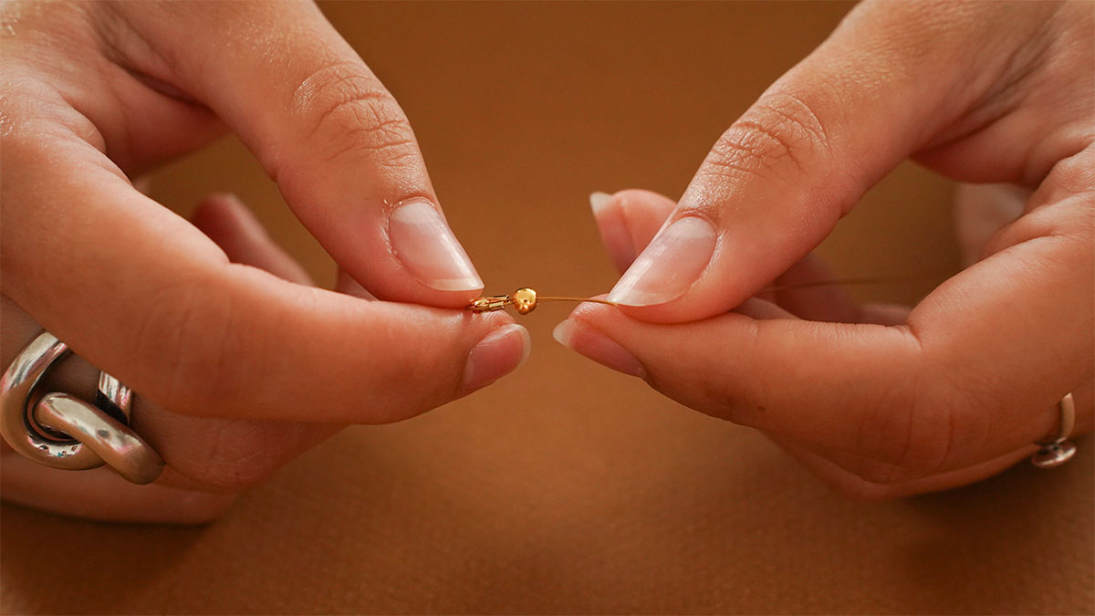 Collar de perlas de turmalina con trébol de aventurina : Paso 1 Collar de perlas de turmalina con trébol de aventurina : Paso 1