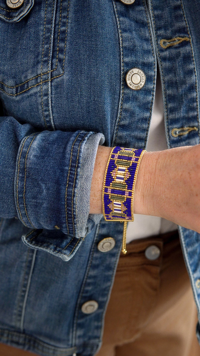 Pulsera en telar Miyuki en Bugles y Delica