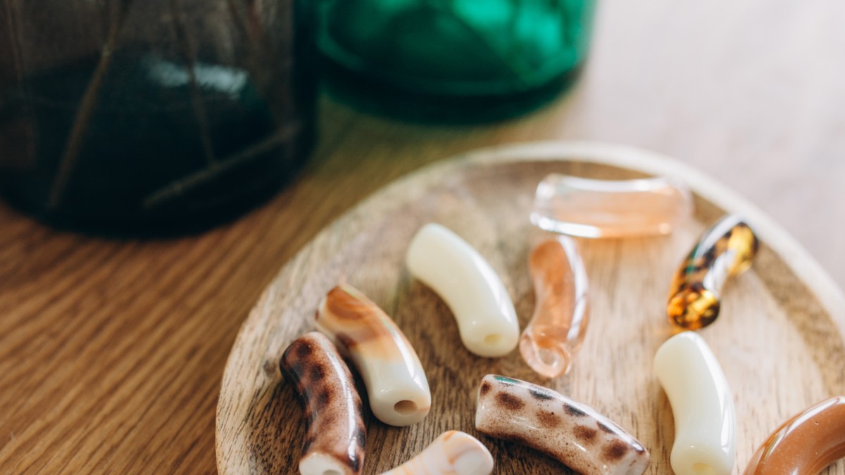 Pulseras elásticas con cuentas tubulares de otoño : Paso 1 Pulseras elásticas con cuentas tubulares de otoño : Paso 1