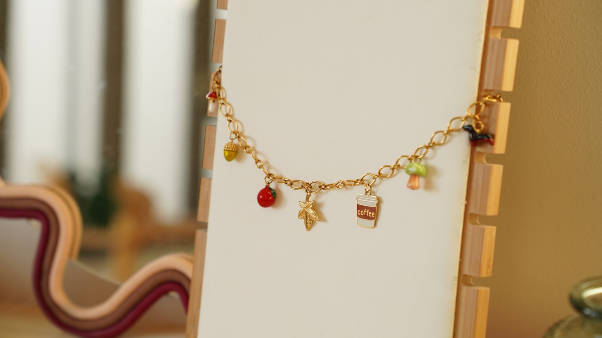 Esquema My DIY Jewellery - Kit de bisutería Collar Autumn Charms de acero inoxidable Dorado