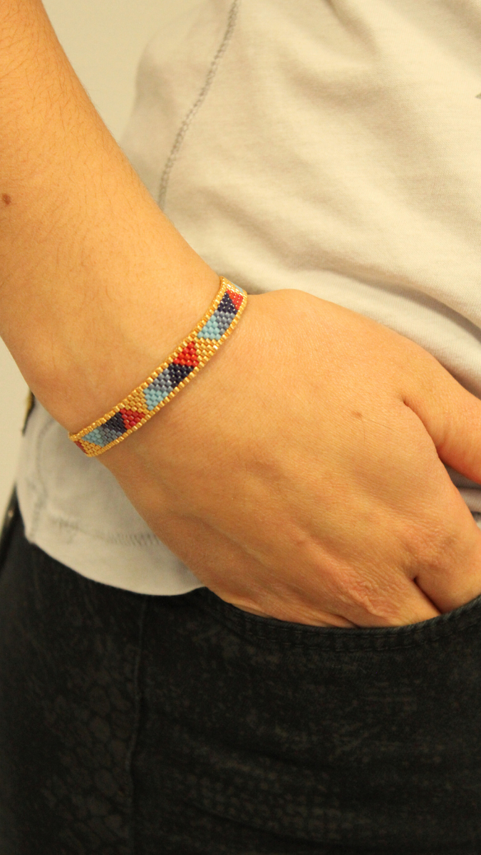 Esquema Pulsera triangular con perlas Miyuki 11/0 en par peyote Esquema Pulsera triangular con perlas Miyuki 11/0 en par peyote