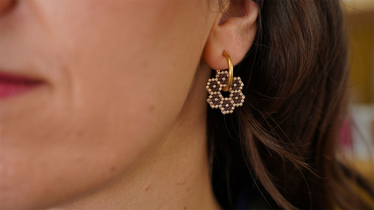 Flores tejidas intercambiables