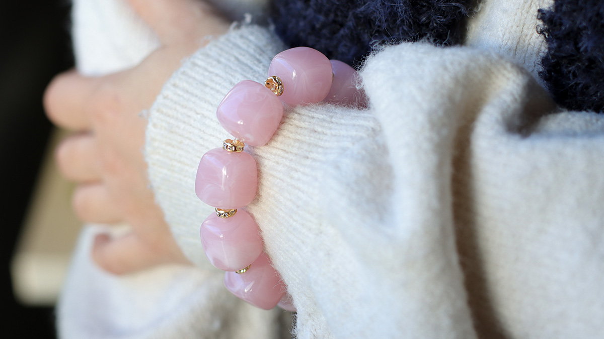 Esquema Pulseras de cuentas cúbicas irregulares de resina