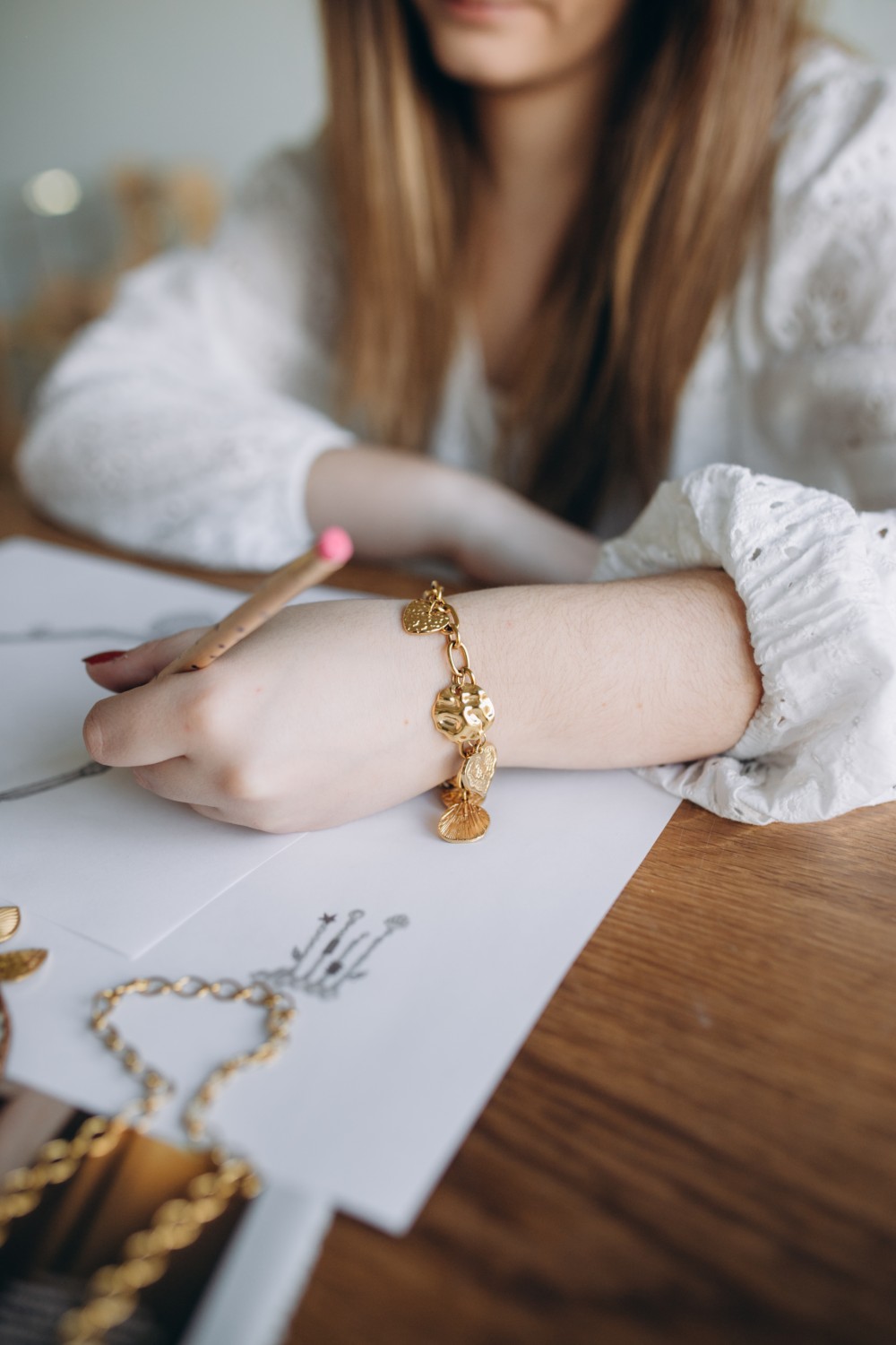 Pulsera de dijes Dorado