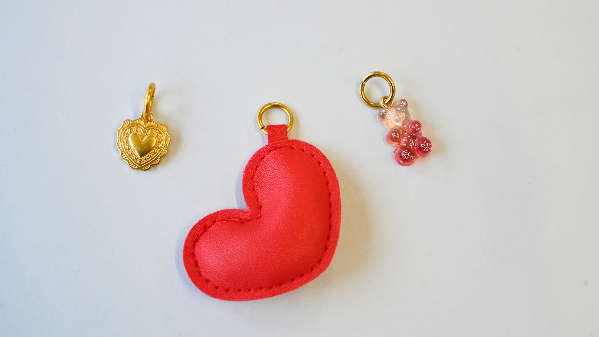 Joyas para bolsos de San Valentín: una idea DIY fácil : Paso 1