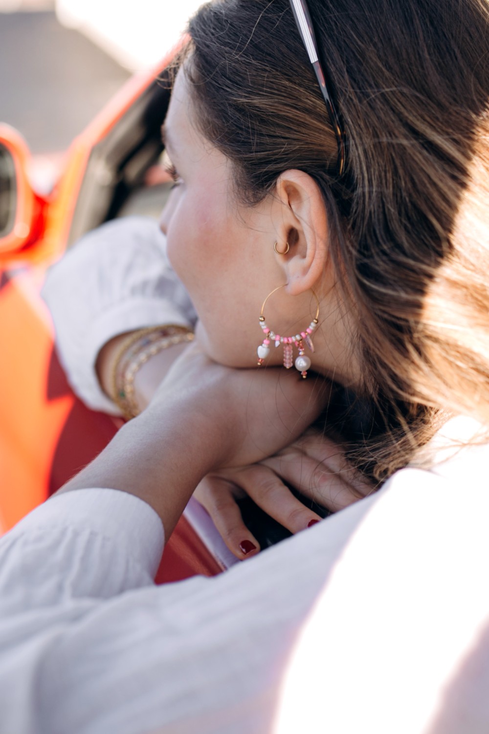 Criollas con colgantes de corazón y perlas Preciosa