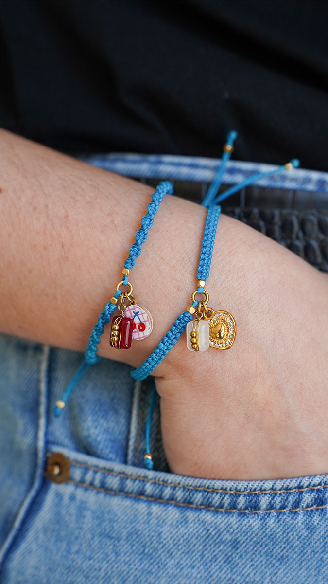 Esquema Pulsera de micro macramé de nudo plano y nudo en espiral