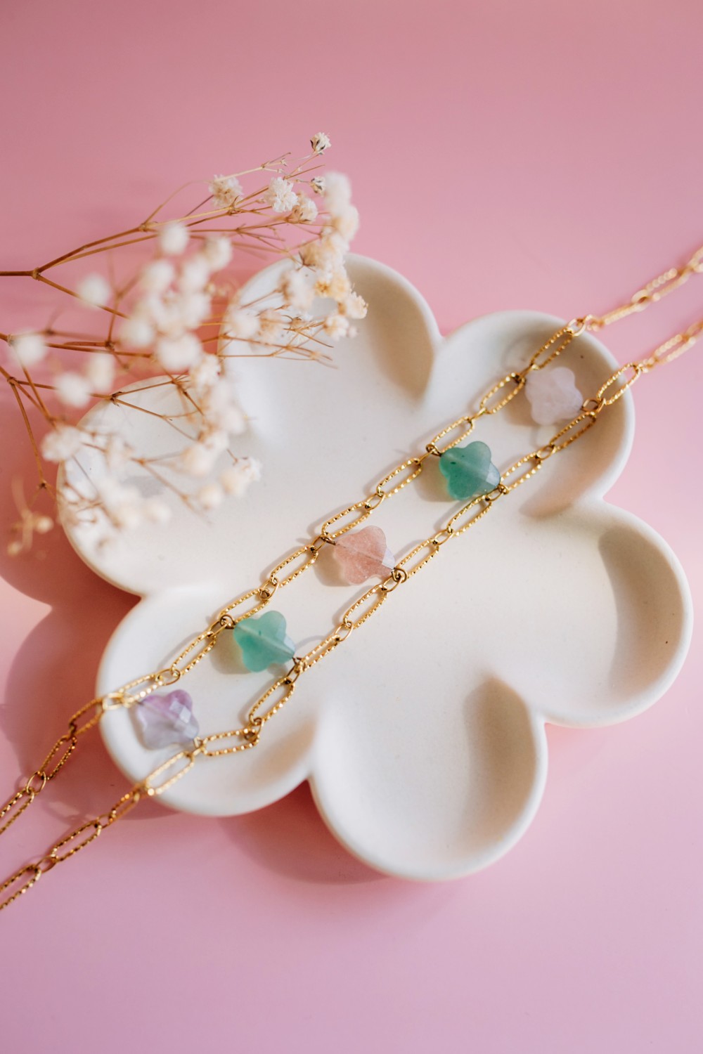 Collar de doble cadena con cuentas de trébol de piedra natural