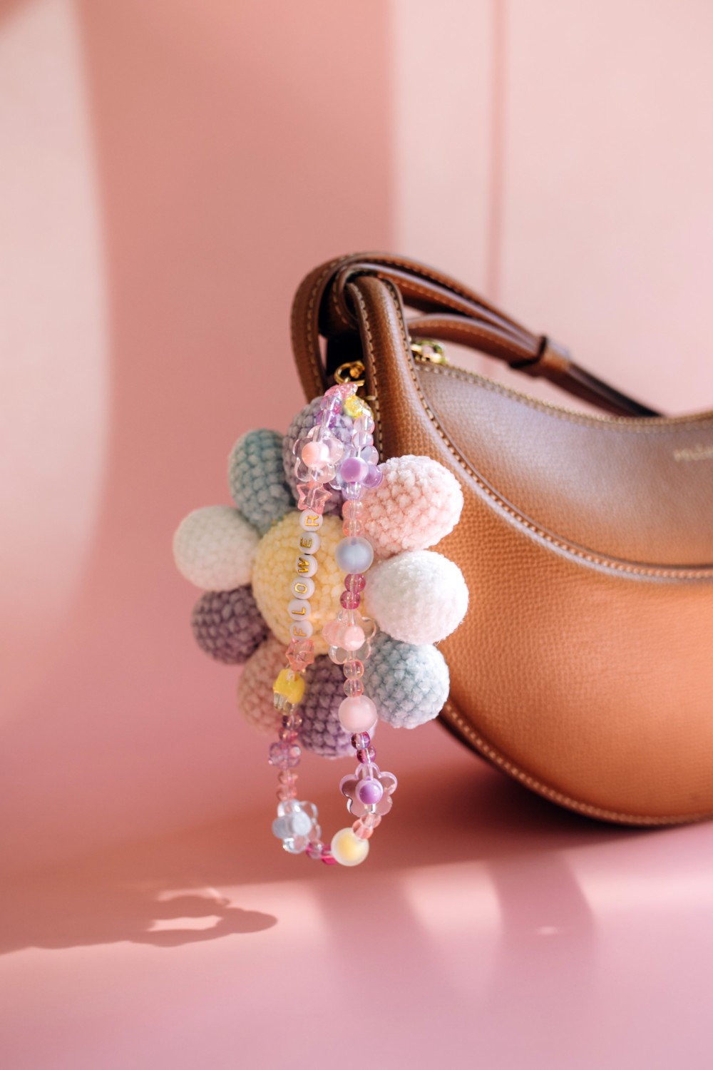 Joyas de ganchillo para bolsos