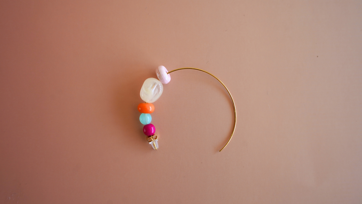 Pendientes con perlas de colores : Paso 1