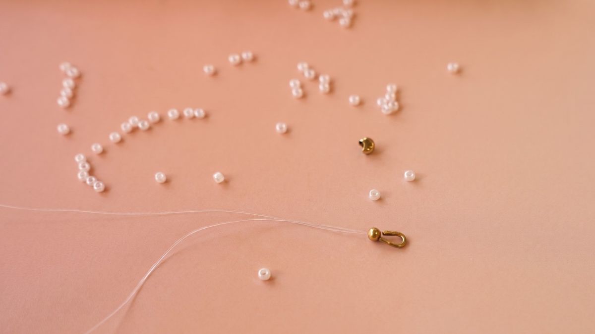 Collar largo de perlas Miyuki y perlas de agua dulce : Paso 1