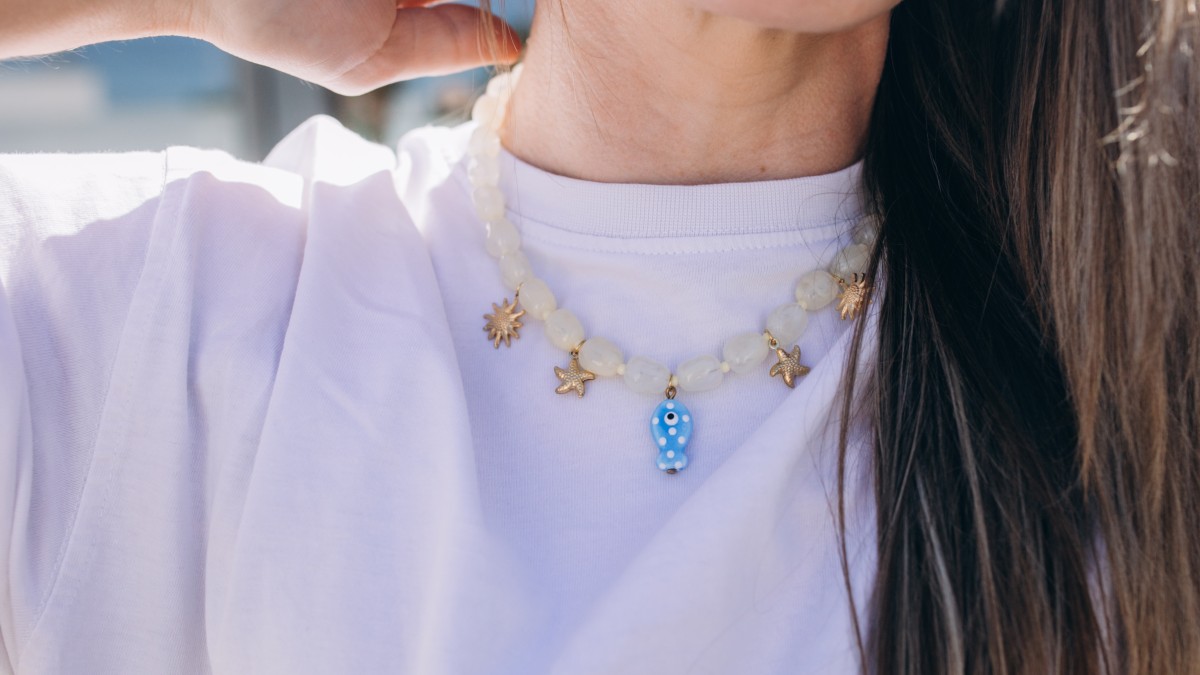 Collar con colgante personalizable
