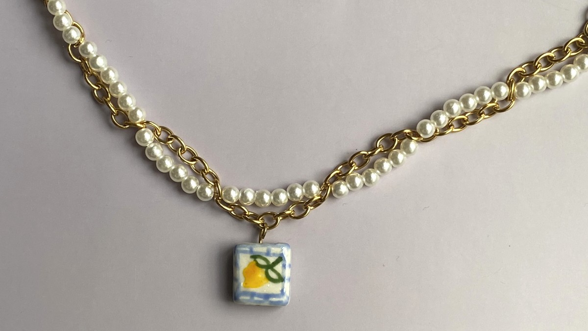 Collar de limones de acero inoxidable, con imitaciones de perlas y cuentas de cerámica : Paso 19