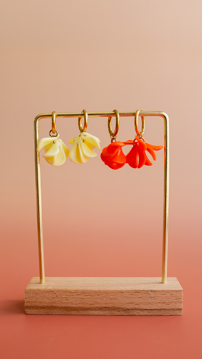 Pendientes de aro y pétalos mini