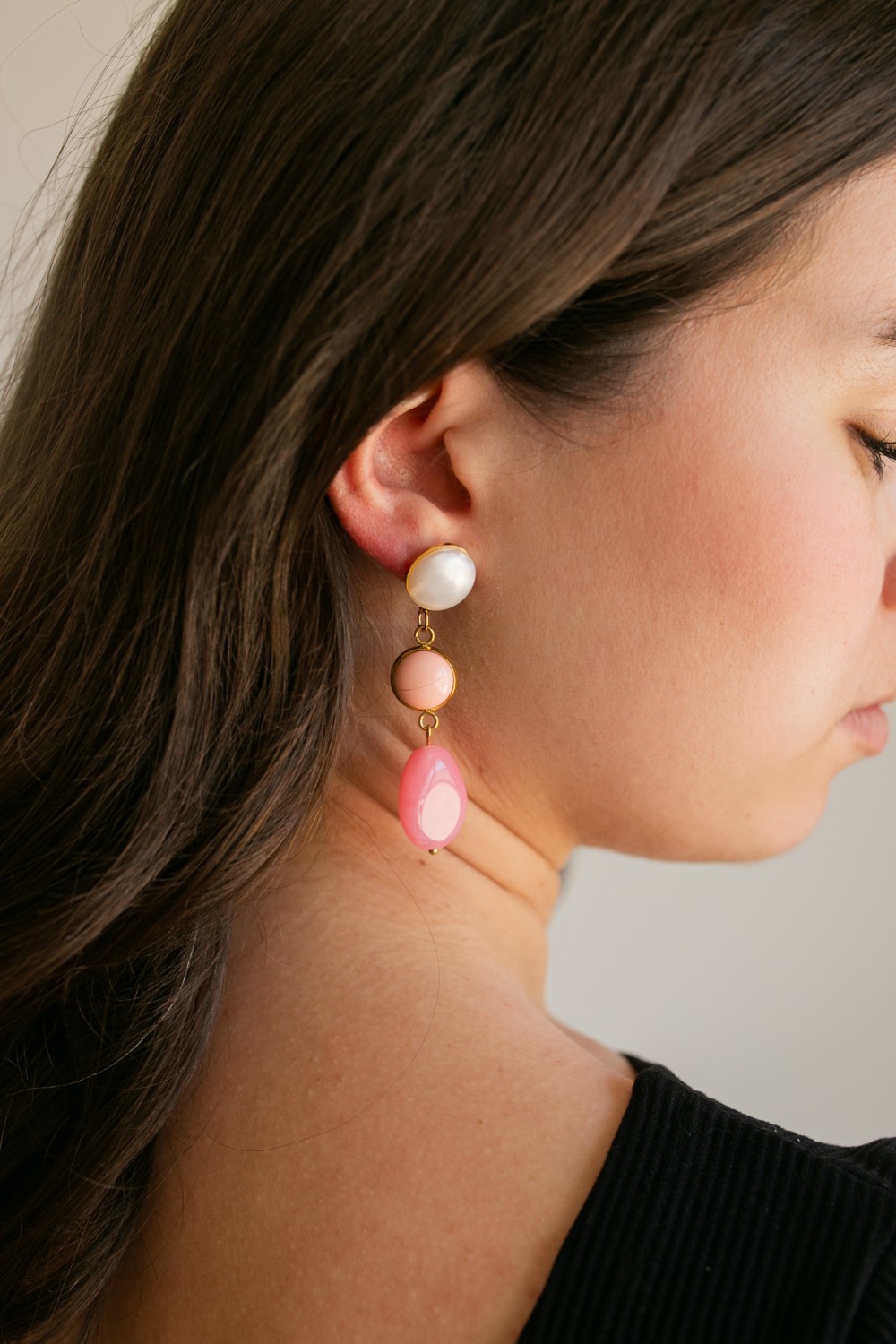 Tutorial de manualidades: 3 modelos de pendientes con cuentas y cabujones de resina