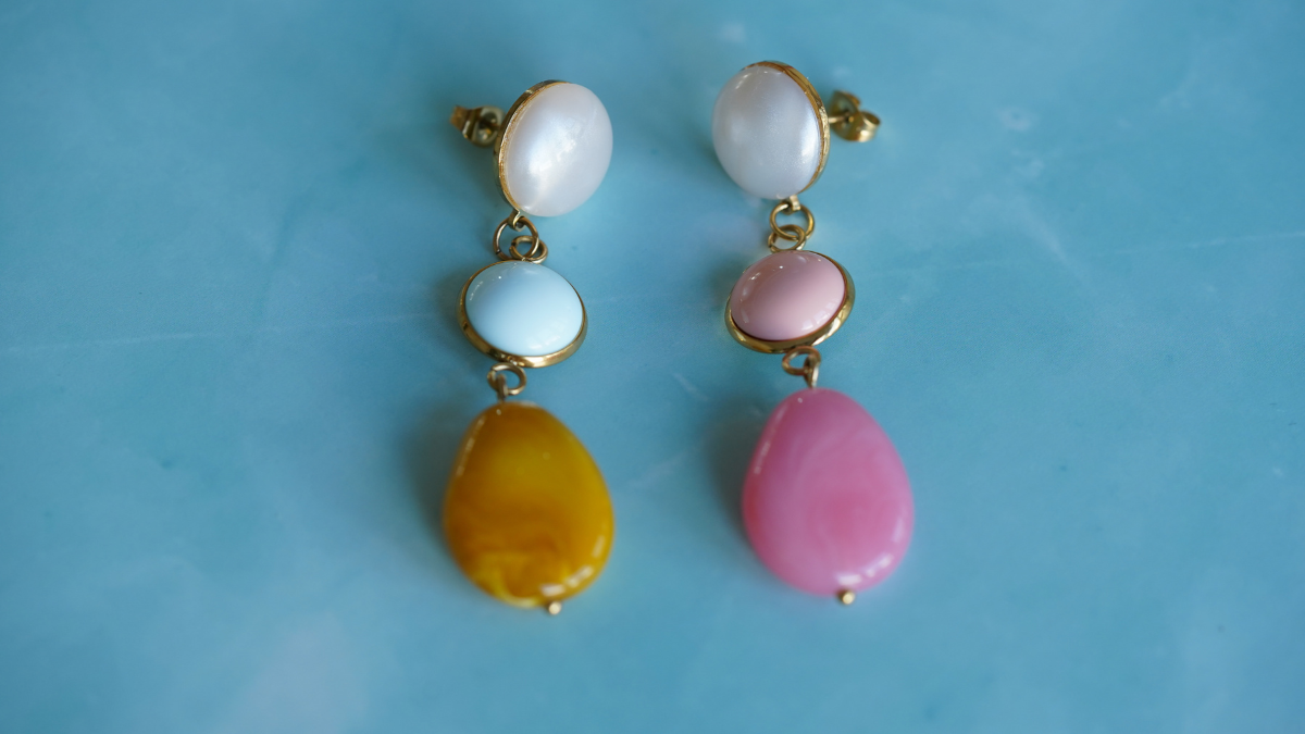 Tutorial de manualidades: 3 modelos de pendientes con cuentas y cabujones de resina : Paso 6 Tutorial de manualidades: 3 modelos de pendientes con cuentas y cabujones de resina : Paso 6