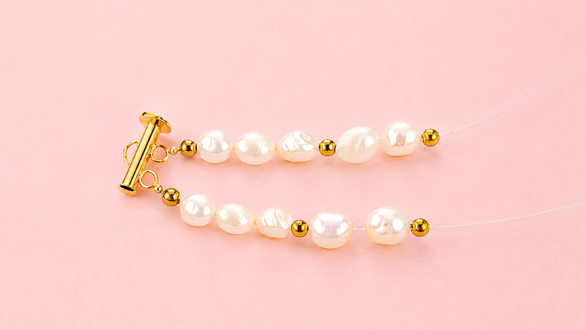 Pulsera de doble vuelta con piedras naturales y cuentas de agua dulce : Paso 2