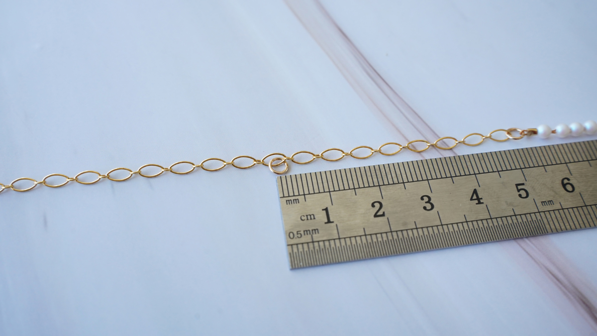 Collar de Gold Filled con cadena, perlas y un anillo en forma de corazón : Paso 9 Collar de Gold Filled con cadena, perlas y un anillo en forma de corazón : Paso 9