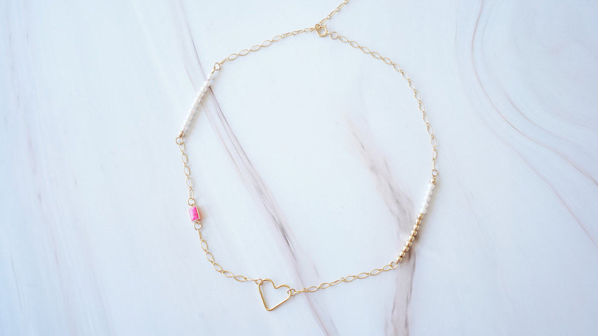 Collar de Gold Filled con cadena, perlas y un anillo en forma de corazón : Paso 10 Collar de Gold Filled con cadena, perlas y un anillo en forma de corazón : Paso 10
