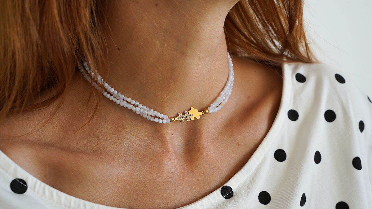 Collar de tres hilos de ágata azul