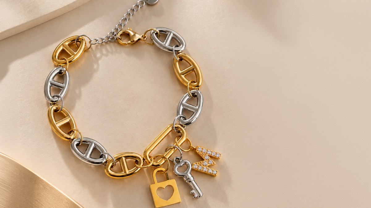Esquema Pulsera de eslabones marinos dorados y plateados Esquema Pulsera de eslabones marinos dorados y plateados